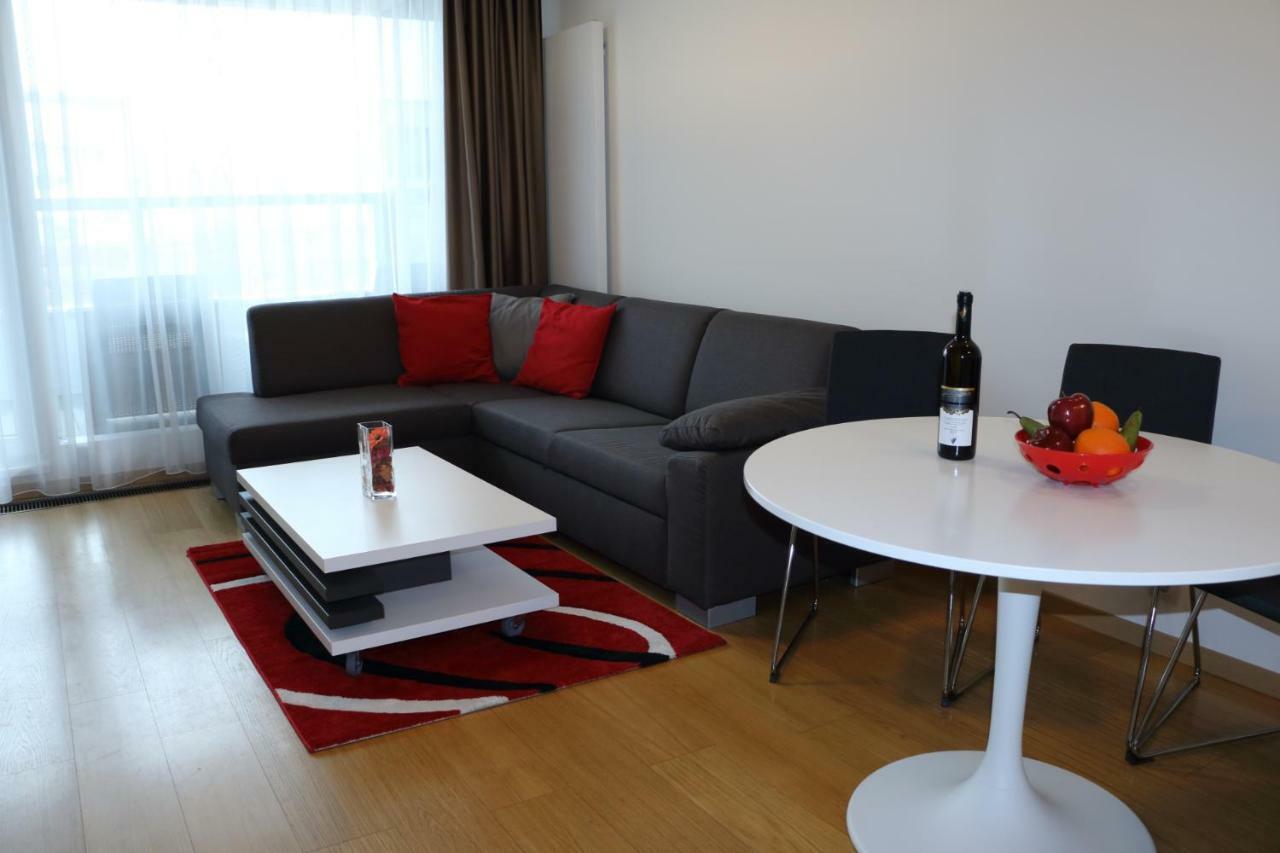 Panorama City Apartment With Free Parking Bratislava Ngoại thất bức ảnh